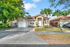 8134 SW 163rd Pl, Miami, FL 33193, Sold 05/20/22
