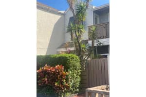 4704 S Hemingway Cir, Margate, FL 33063, Sold 06/08/22