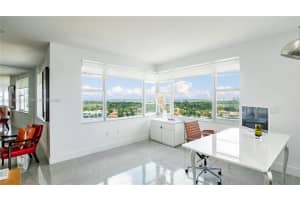 5255 Collins Ave #10h, Miami, FL 33140, Sold 06/23/22