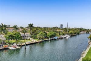 455 Paradise Isle Blvd APT 202, Hallandale Beach, FL 33009, Sold 05/02/22