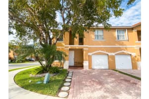 13499 NW 8th St, Pembroke Pines, FL 33028, Sold 05/09/22