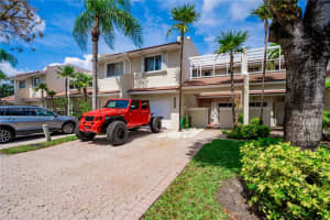 9805 NW 45th Ln #9805, Doral, FL 33178, Sold 05/04/22