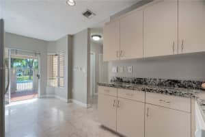 9805 NW 45th Ln #9805, Doral, FL 33178, Sold 05/04/22