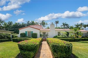 1530 W 24th St, Miami Beach, FL 33140, Sold 08/22/22