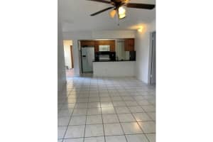 6535 W 27th Ct Apt 22-48, Hialeah, FL 33016, Sold 10/28/22