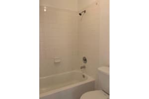 6535 W 27th Ct Apt 22-48, Hialeah, FL 33016, Sold 10/28/22