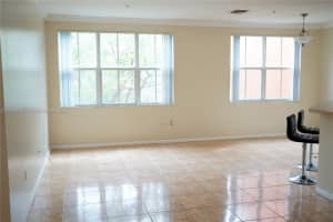 4402 SW 160th Ave APT 925, Miramar, FL 33027, Sold 06/07/22
