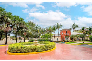 8120 Geneva Ct APT 251, Doral, FL 33166, Sold 05/04/22