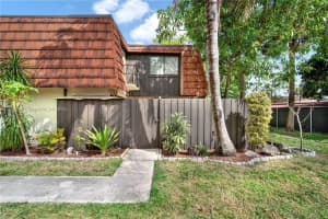 2184 White Pine Cir APT C, Greenacres, FL 33415, Sold 04/21/22