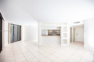 21085 NE 34th Ave Apt 302-1, Aventura, FL 33180, Sold 04/20/22