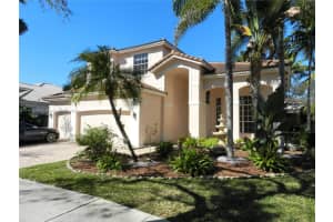 1425 Lantana Dr, Weston, FL 33326, Sold 04/21/22