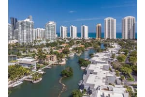 427 Poinciana Island Dr #1414, Sunny Isles Beach, FL 33160, Sold 10/04/22
