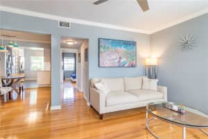 915 8th St APT 209, Miami Beach, FL 33139, Sold 04/19/22