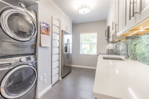 915 8th St APT 209, Miami Beach, FL 33139, Sold 04/19/22
