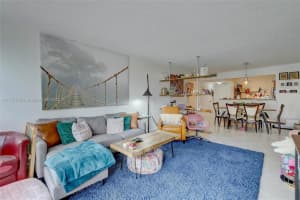 200 Leslie Dr APT 217, Hallandale Beach, FL 33009, Sold 05/06/22