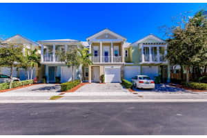 7421 NW 107th Pl, Doral, FL 33178, Sold 05/17/22