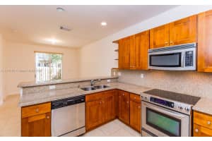 7421 NW 107th Pl, Doral, FL 33178, Sold 05/17/22