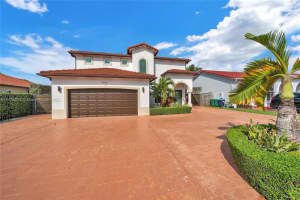5932 SW 163rd Pl, Miami, FL 33193, Sold 04/11/22