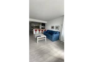 1901 Brickell Ave APT B1704, Miami, FL 33129, Sold 07/29/22