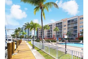 2821 NE 163rd St #5j, Miami, FL 33160, Sold 04/14/22
