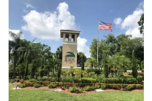 308 Palm Cir W, Pembroke Pines, FL 33025, Sold 10/31/22