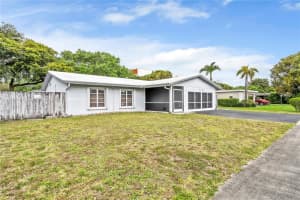 8209 NW 75th Ave, Tamarac, FL 33321, Sold 05/06/22