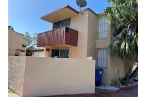 20055 SW 123rd Dr, Miami, FL 33177, Sold 04/28/22