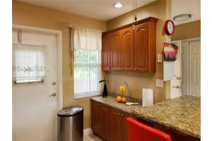 300 NE 14th Ave APT 211, Hallandale Beach, FL 33009, Sold 04/08/22