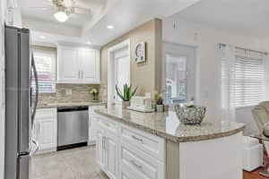 580 Egret Dr APT 321, Hallandale Beach, FL 33009, Sold 05/05/22