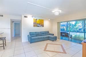 3095 N Oakland Forest Dr APT 104, Oakland Park, FL 33309, Sold 05/12/22