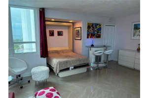 5445 Collins Ave APT 1604, Miami Beach, FL 33140, Sold 05/20/22