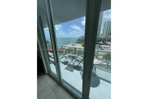 1155 Brickell Bay Dr APT 505, Miami, FL 33131, Sold 04/20/22