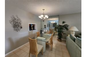 1024 SE 4th Ave APT 208, Dania Beach, FL 33004, Sold 04/14/22