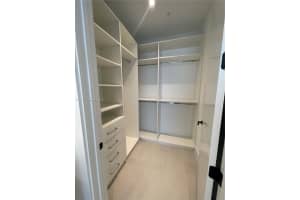 1030 15th St, Miami Beach, FL 33139, Sold 05/06/22
