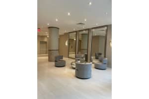 5401 Collins Ave APT 219, Miami Beach, FL 33140, Sold 07/21/22