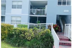 8620 SW 212th St APT 101, Cutler Bay, FL 33189, Sold 04/21/22