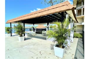 601 Ives Dairy Rd Apt 201-8, Miami, FL 33179, Sold 04/27/22