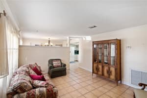 7921 NW 179th St, Hialeah, FL 33015, Sold 04/20/22