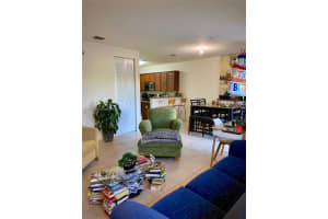 10600 NW 88th St APT 208, Doral, FL 33178, Sold 05/17/22