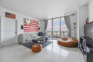 90 SW 3rd St APT 2809, Miami, FL 33130, Sold 05/18/22