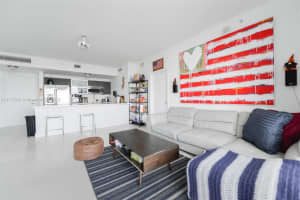 90 SW 3rd St APT 2809, Miami, FL 33130, Sold 05/18/22