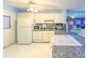 215 SE 3rd Ave #103c, Hallandale Beach, FL 33009, Sold 06/15/22