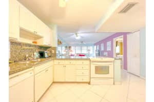 215 SE 3rd Ave #103c, Hallandale Beach, FL 33009, Sold 06/15/22