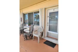 800 SW 11th Ave #8a, Hallandale Beach, FL 33009, Sold 09/12/22