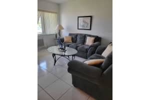 800 SW 11th Ave #8a, Hallandale Beach, FL 33009, Sold 09/12/22