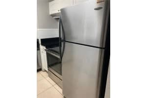 6507 Winfield Blvd Apt 131-C, Margate, FL 33063, Sold 05/06/22
