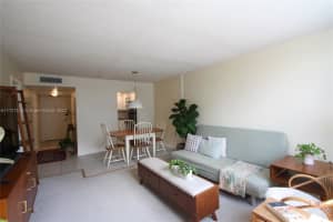 2751 Taft St APT 212, Hollywood, FL 33020, Sold 04/14/22