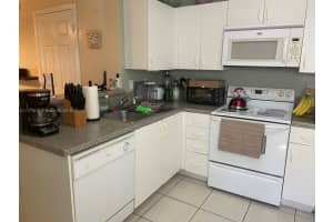 7619 Tamarac Island Cir, Tamarac, FL 33321, Sold 06/14/22