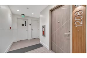 601 NE 27th St Apt 1208, Miami, FL 33137, Sold 04/14/22