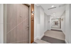 601 NE 27th St Apt 1208, Miami, FL 33137, Sold 04/14/22